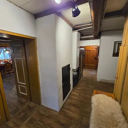 Roubenka Na Sjezdovce Holiday home Jablonec nad Nisou